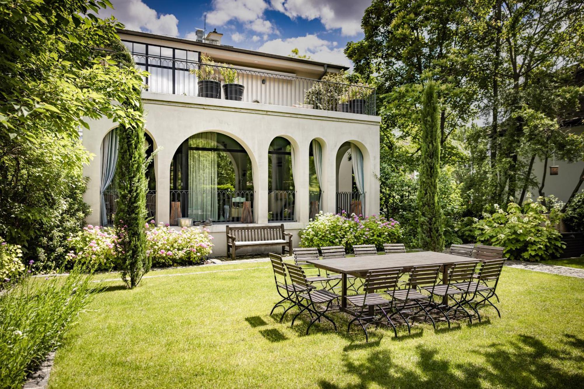 ホテル Bagatelle Gardenhouse ブダペスト エクステリア 写真