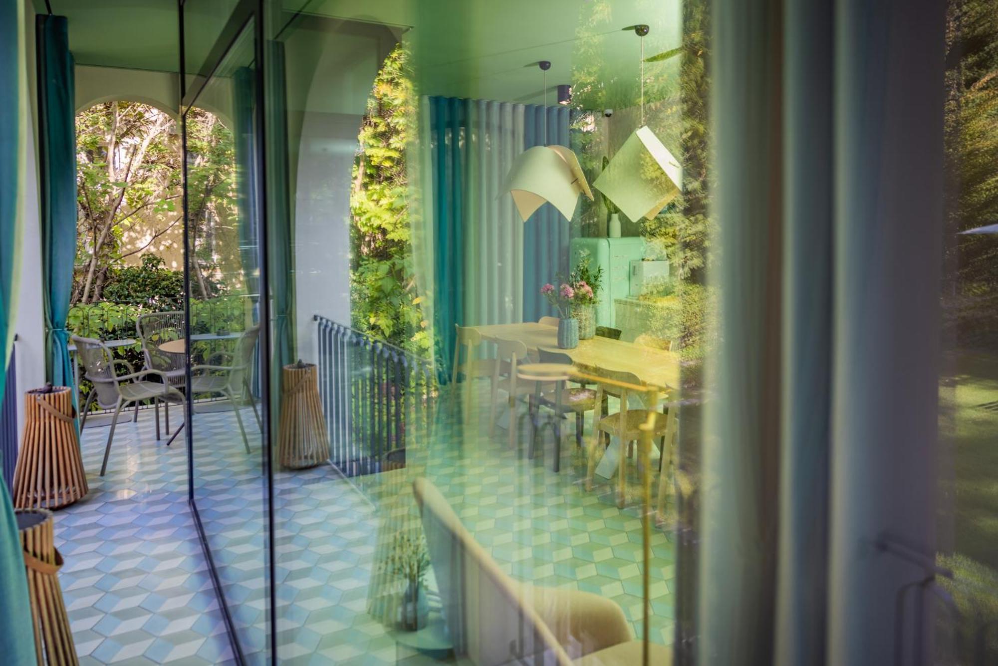 ホテル Bagatelle Gardenhouse ブダペスト エクステリア 写真